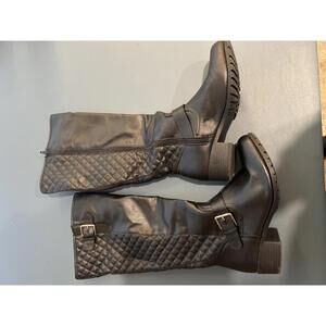 Stylish Black Quilted Knee-High Fashion Boots (SR426)